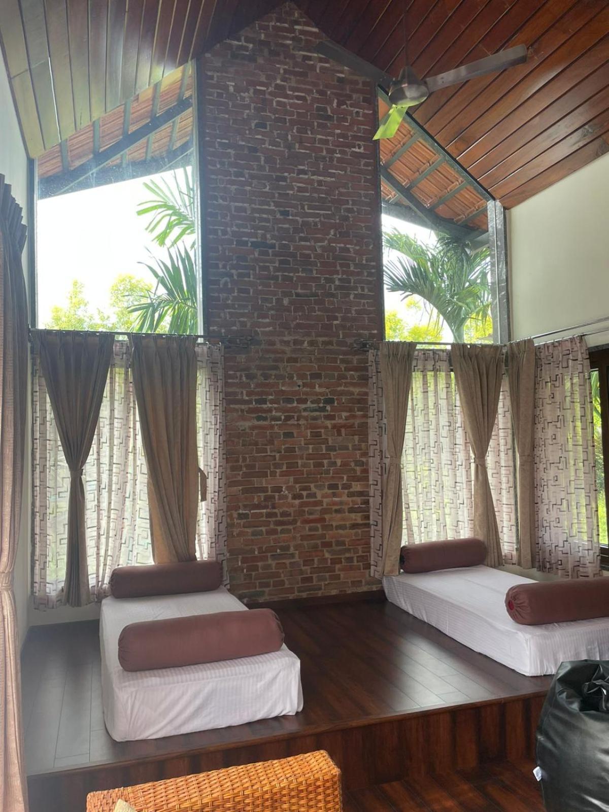 Hotel Biranji Aqua Retreat Chikmagalūr Esterno foto