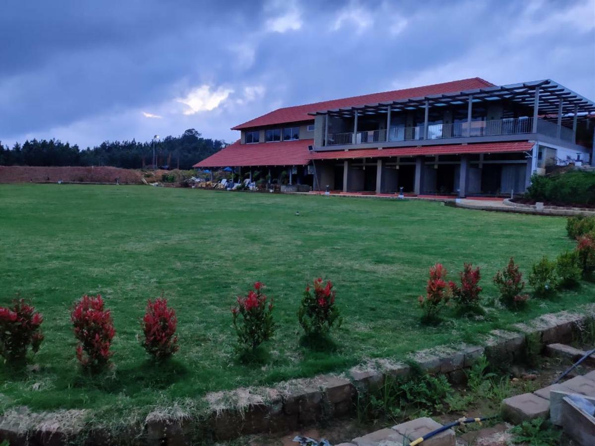 Hotel Biranji Aqua Retreat Chikmagalūr Esterno foto